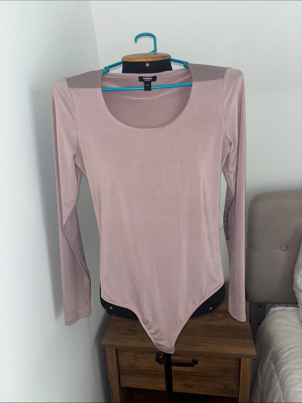 Express body contour bodysuit